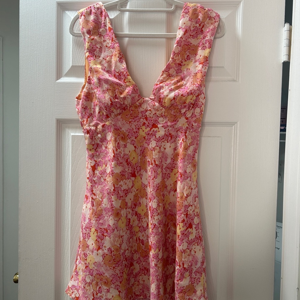 !  SOLD! Le Lis Pink and Yellow Floral Backless Dress